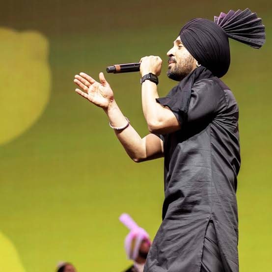 Diljit Dosanjh Talking About AP Dhillon & Karan Aujla